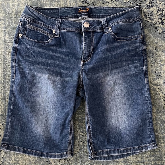 Seven7 Bermuda Shorts 10 - Picture 1 of 2